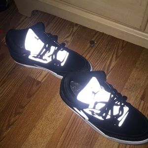 Jordan 3s